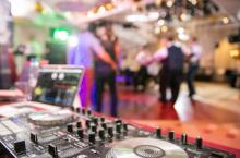 People dancing at a wedding 