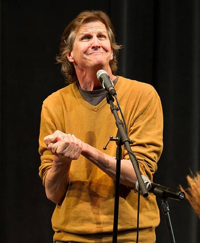 COMEDIAN GUITARIST ANDY OFFUTT IRWIN
